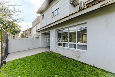 Image 1 - 858038