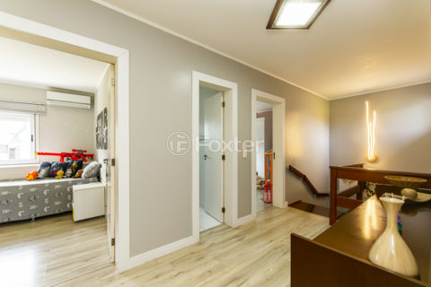 Image 7 - 858038