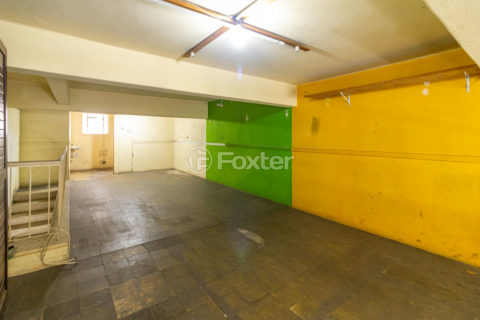 Image 7 - 858053
