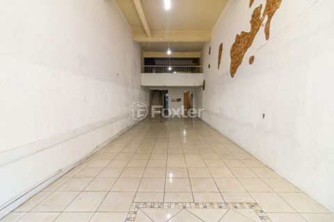 Image 1 - 858053