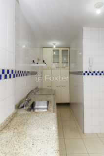 Image 24 - 858197