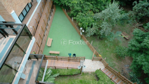 Image 21 - 858299