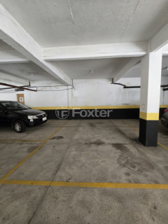 Image 28 - 858354