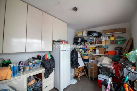 Image 38 - 859690