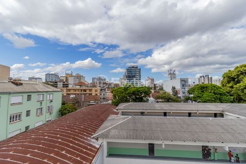 Image 33 - 859726