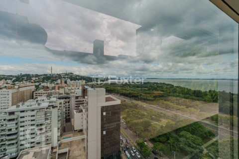 Image 31 - 859930