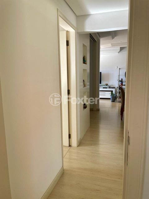 Image 21 - 861924