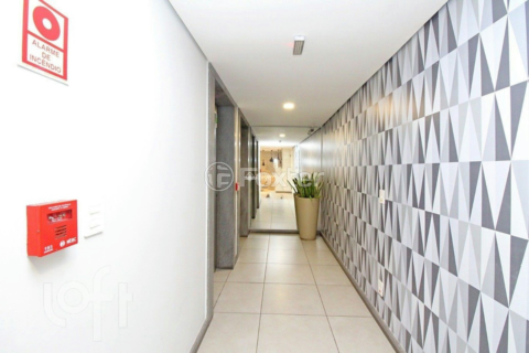 Image 5 - 862373
