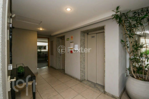 Image 33 - 863714