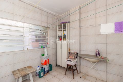 Image 29 - 863720