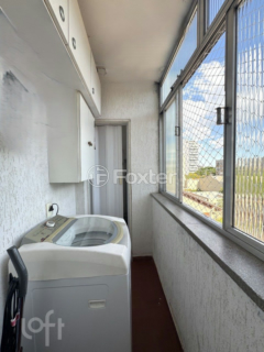 Image 33 - 864555