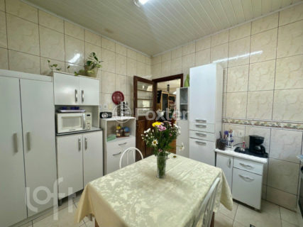 Image 32 - 864731