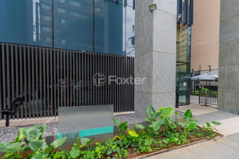 Image 31 - 864750