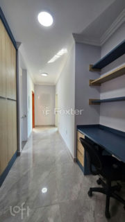 Image 33 - 864819