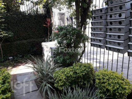 Image 30 - 865026