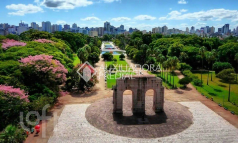 Image 24 - 865517