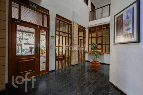 Image 22 - 865615