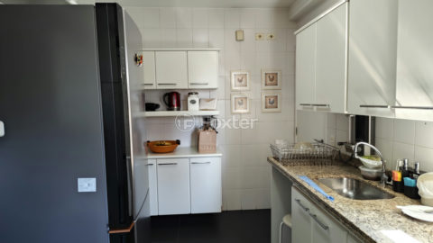 Image 47 - 866124