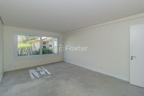 Image 31 - 866233