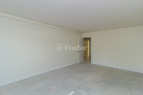 Image 32 - 866233