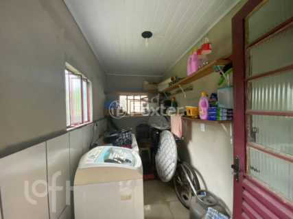 Image 27 - 866284