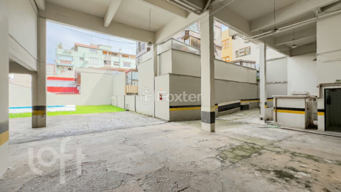 Image 34 - 866351