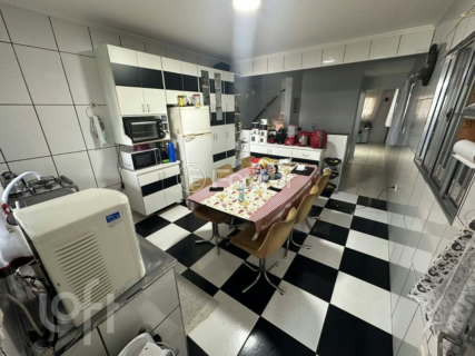 Image 2 - 866395