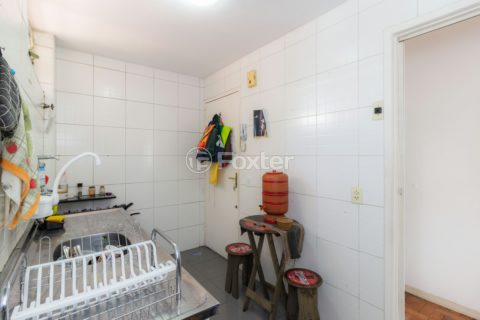 Image 29 - 866649