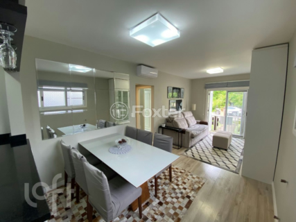 Image 35 - 866717