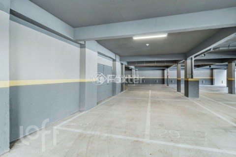 Image 37 - 866733