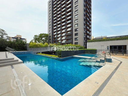 Image 10 - 866822