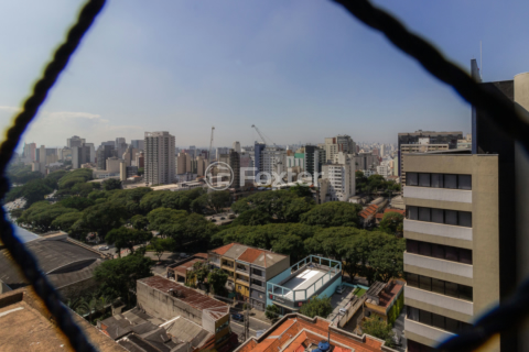 Image 29 - 867101