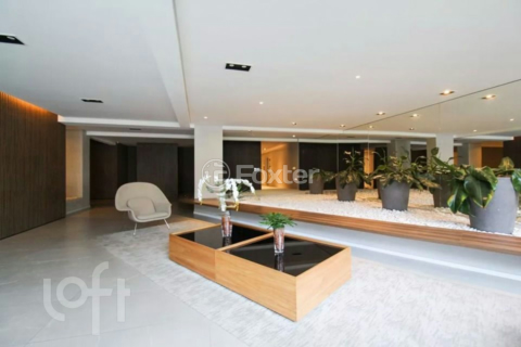 Image 36 - 867210