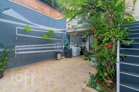 Image 37 - 867257