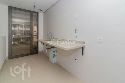 Image 33 - 867356