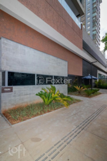 Image 44 - 867356
