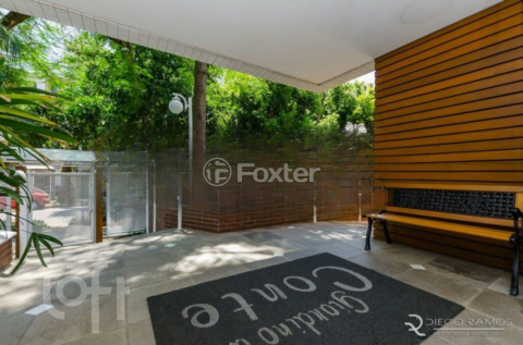 Image 22 - 867437