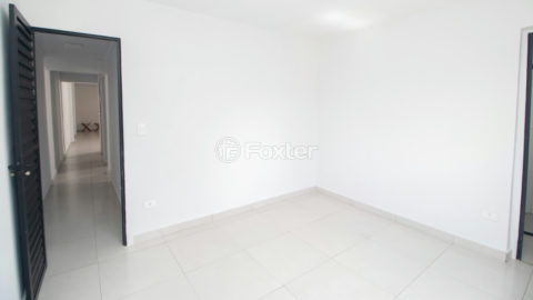 Image 11 - 867572