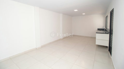 Image 4 - 867572