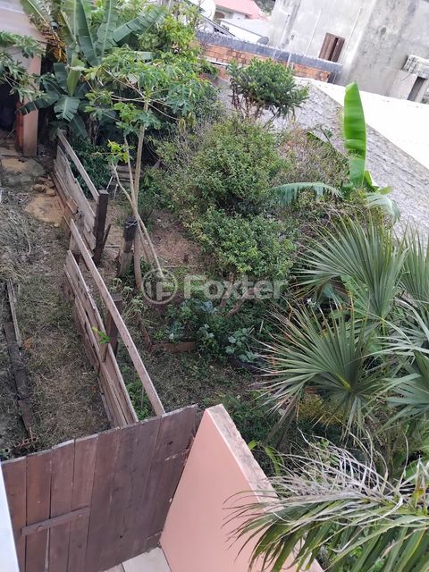 Image 29 - 868112