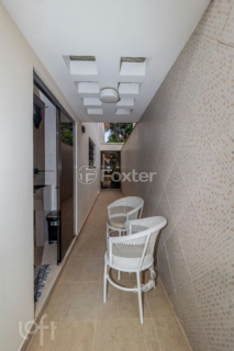 Image 53 - 868672