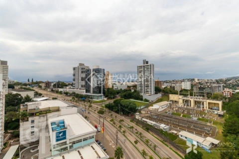 Image 29 - 868856