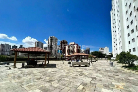 Image 26 - 868902