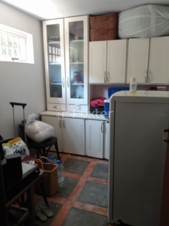 Image 28 - 868903