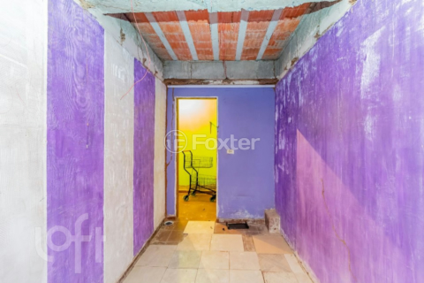 Image 35 - 869007