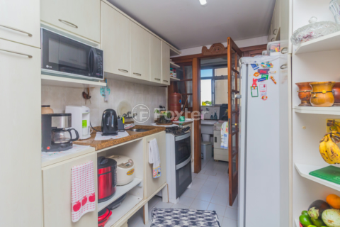 Image 21 - 869219