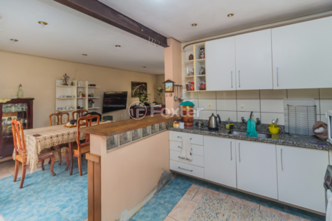 Image 35 - 869292