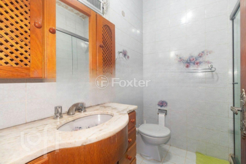 Image 27 - 869293