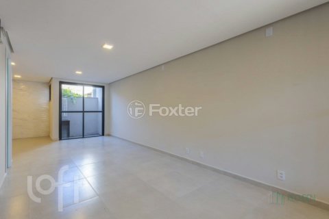 Image 29 - 869372