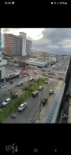 Image 10 - 869449